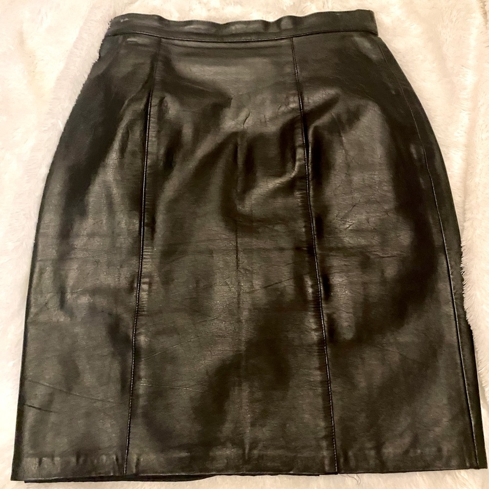 Black 100% leather skirt